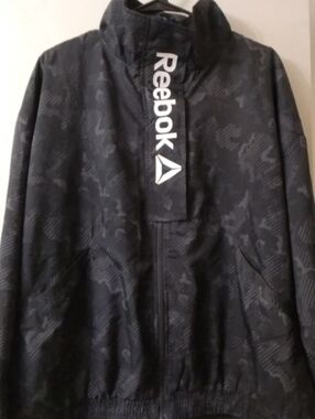 Reebok Vintage Men’s Black Camo Performance Jacket with White Logo Sz XL